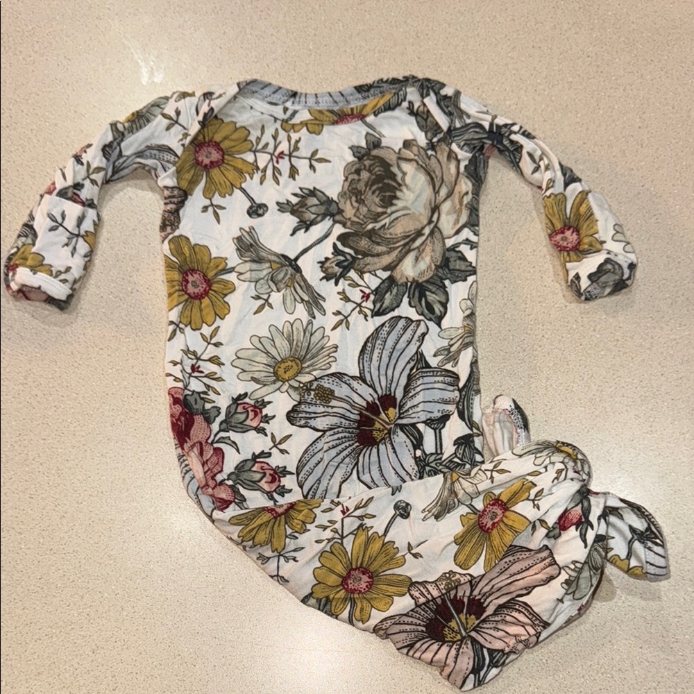 2 Milkmaid Goods Newborn knotted onesies